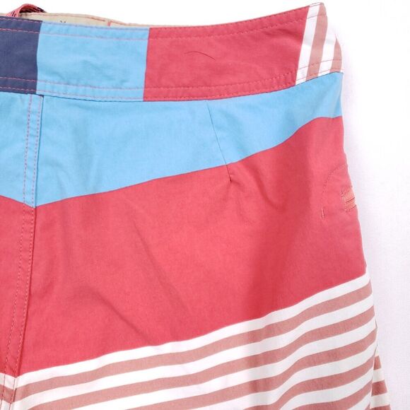 Patagonia Board Shorts Mens Size 31 Red White Blue Drawstring Zipper Pocket Swim - Picture 10 of 13